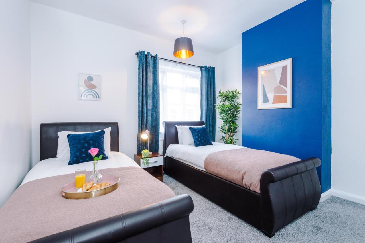 Harley House - Spacious Home With Free Netflix & Parking By Rocketbnb Coventry Ngoại thất bức ảnh
