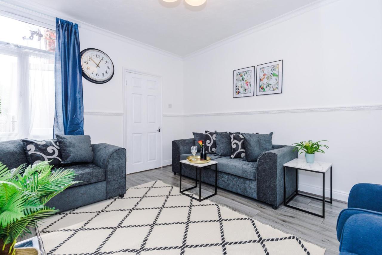 Harley House - Spacious Home With Free Netflix & Parking By Rocketbnb Coventry Ngoại thất bức ảnh