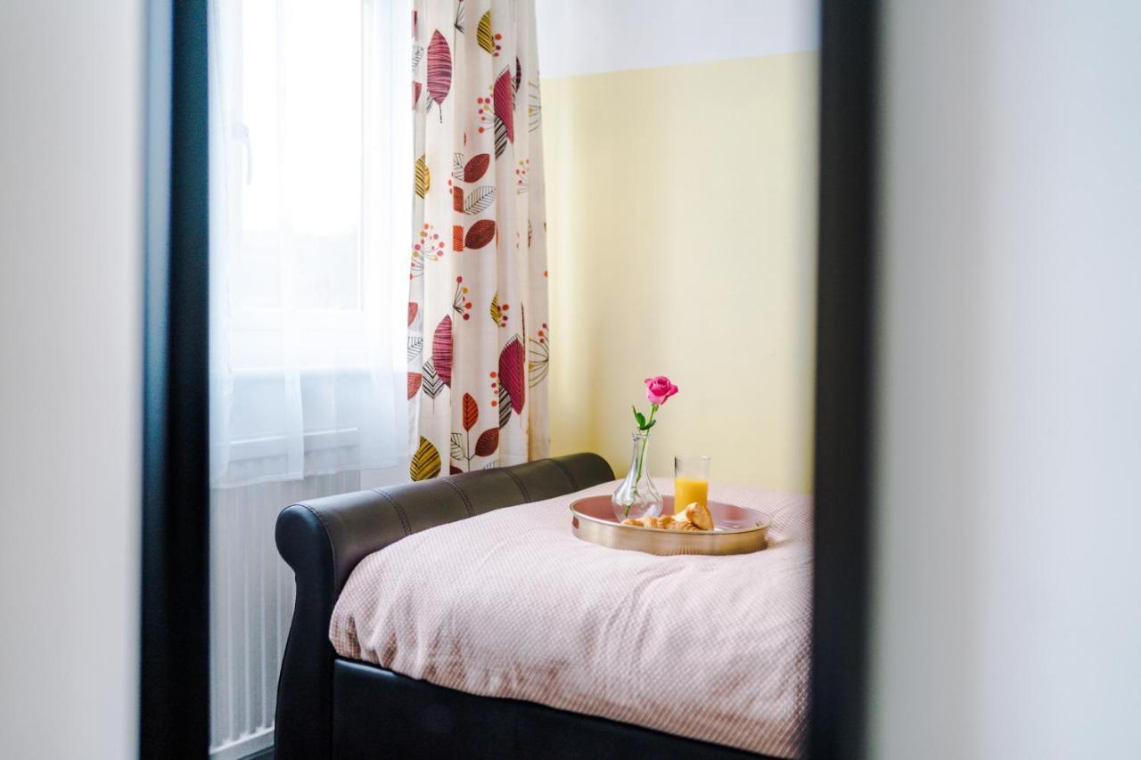 Harley House - Spacious Home With Free Netflix & Parking By Rocketbnb Coventry Ngoại thất bức ảnh