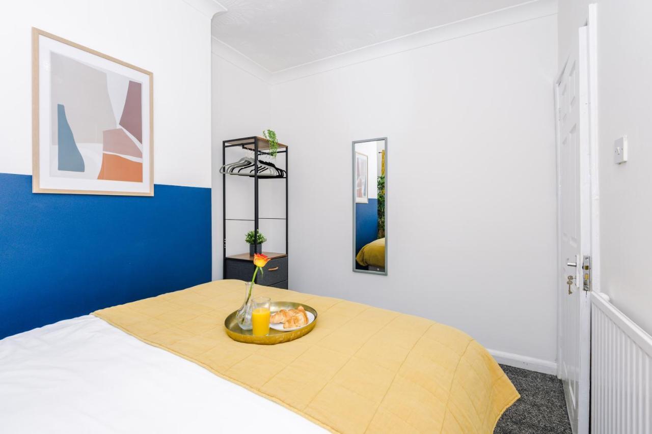Harley House - Spacious Home With Free Netflix & Parking By Rocketbnb Coventry Ngoại thất bức ảnh