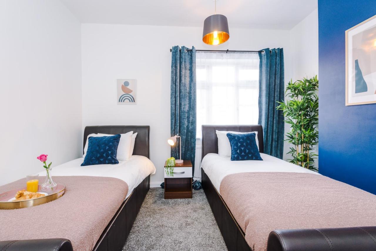 Harley House - Spacious Home With Free Netflix & Parking By Rocketbnb Coventry Ngoại thất bức ảnh