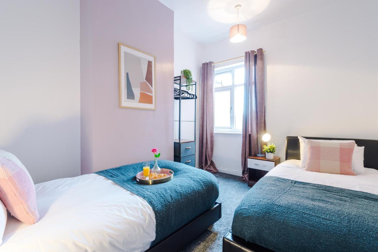 Harley House - Spacious Home With Free Netflix & Parking By Rocketbnb Coventry Ngoại thất bức ảnh