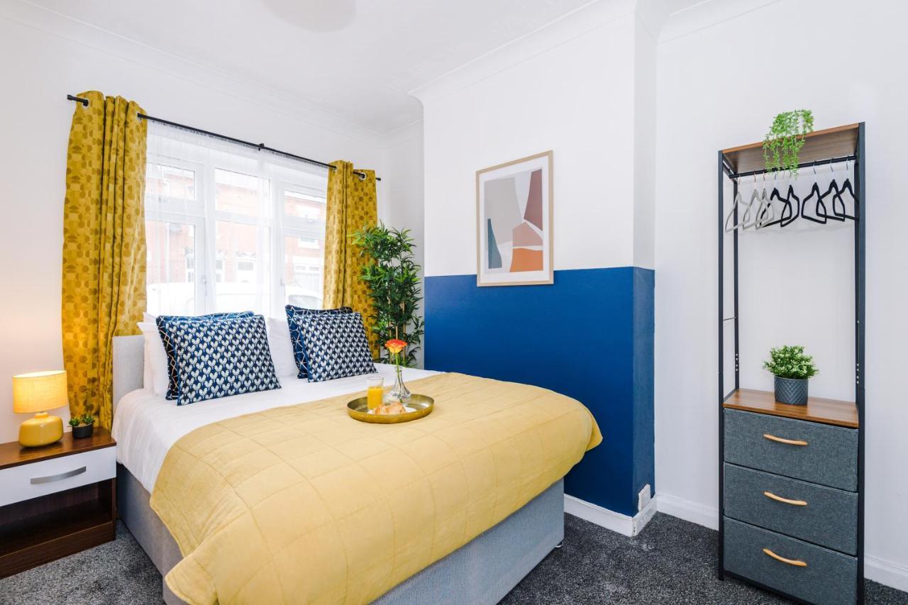 Harley House - Spacious Home With Free Netflix & Parking By Rocketbnb Coventry Ngoại thất bức ảnh